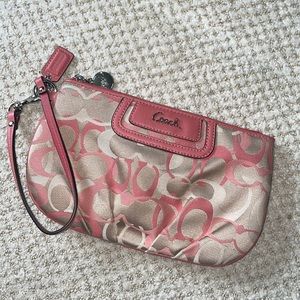 NWOT Coach vintage y2k beige and coral clutch / wristlet